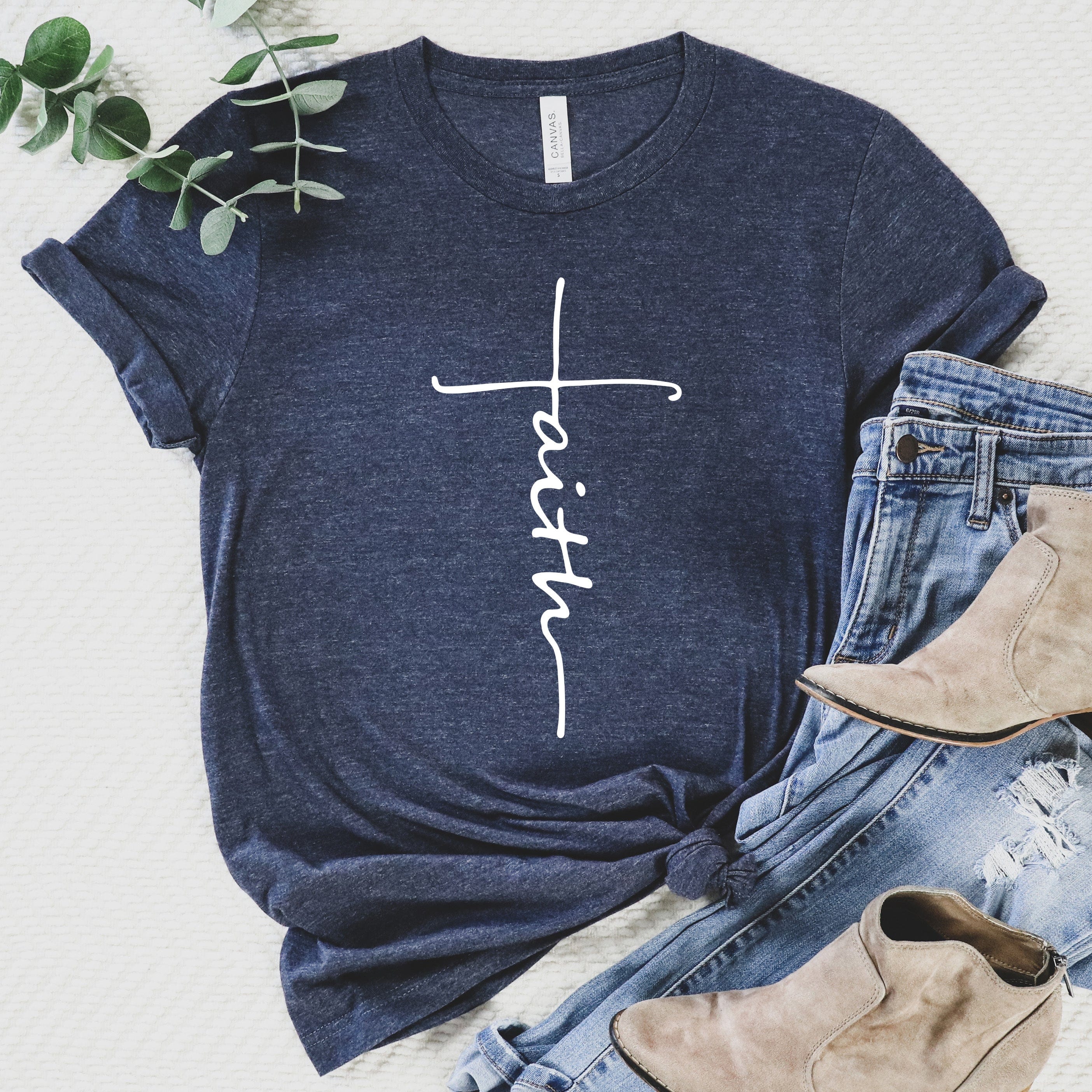 Faith Cross Tee – Love in Faith